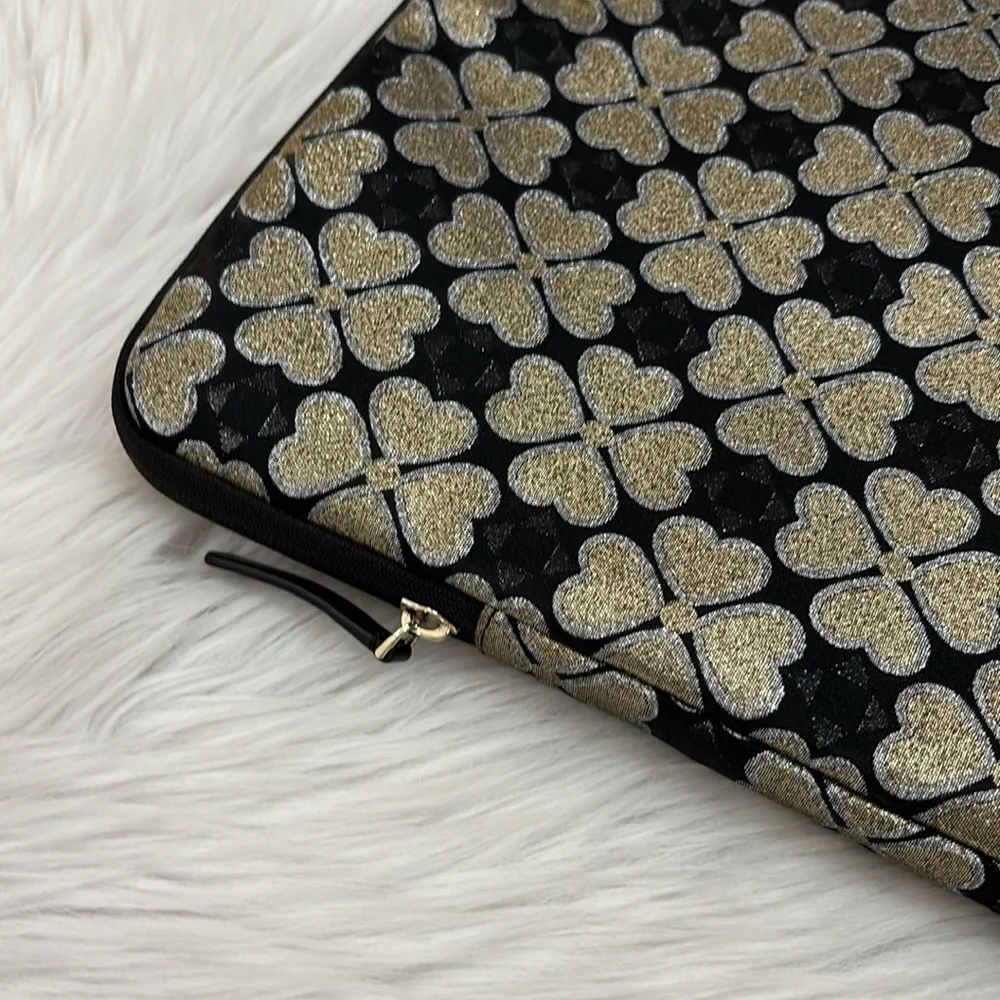 ♠️✨Kate Spade Laptop Case With Black Gold and Silver Heart Pattern✨